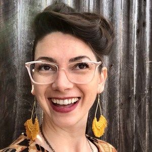 Meet your Posher, Julie